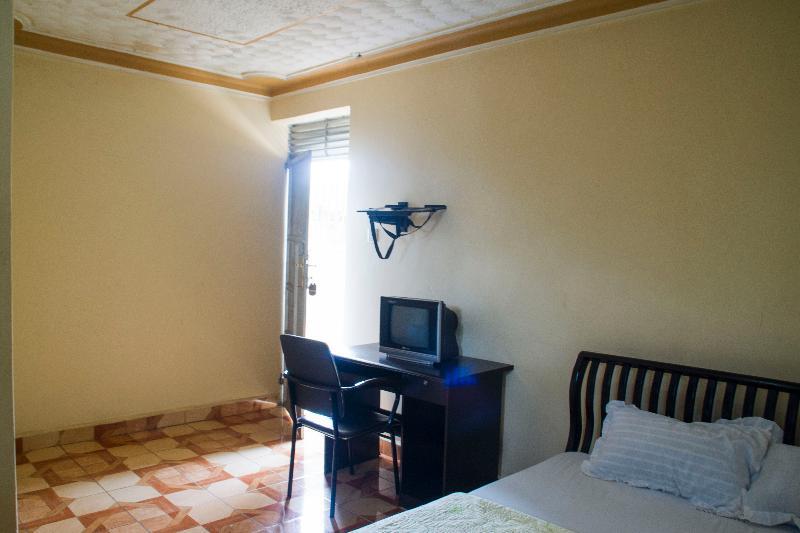Rays Hotel Mbarara Экстерьер фото