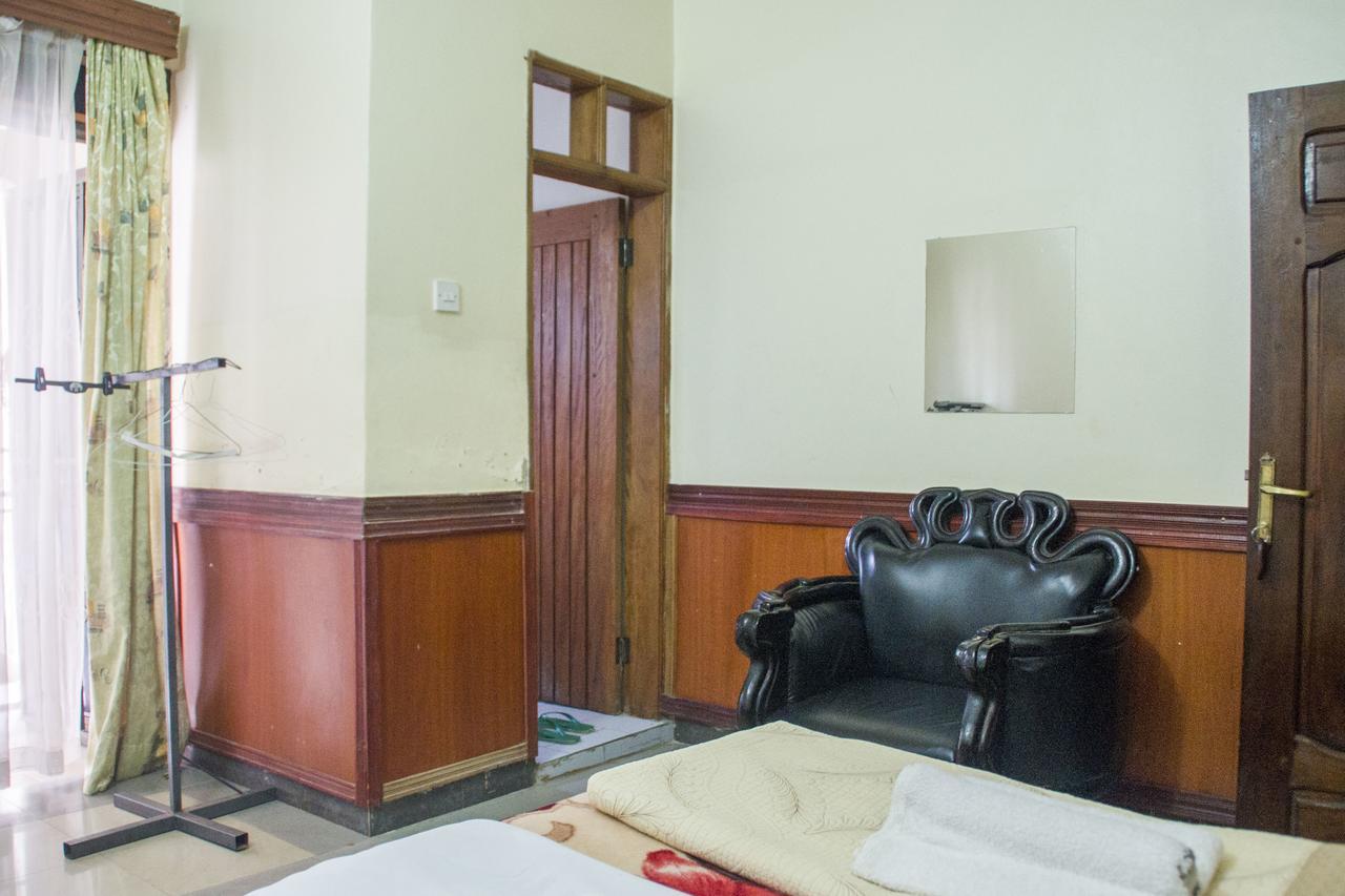 Rays Hotel Mbarara Экстерьер фото